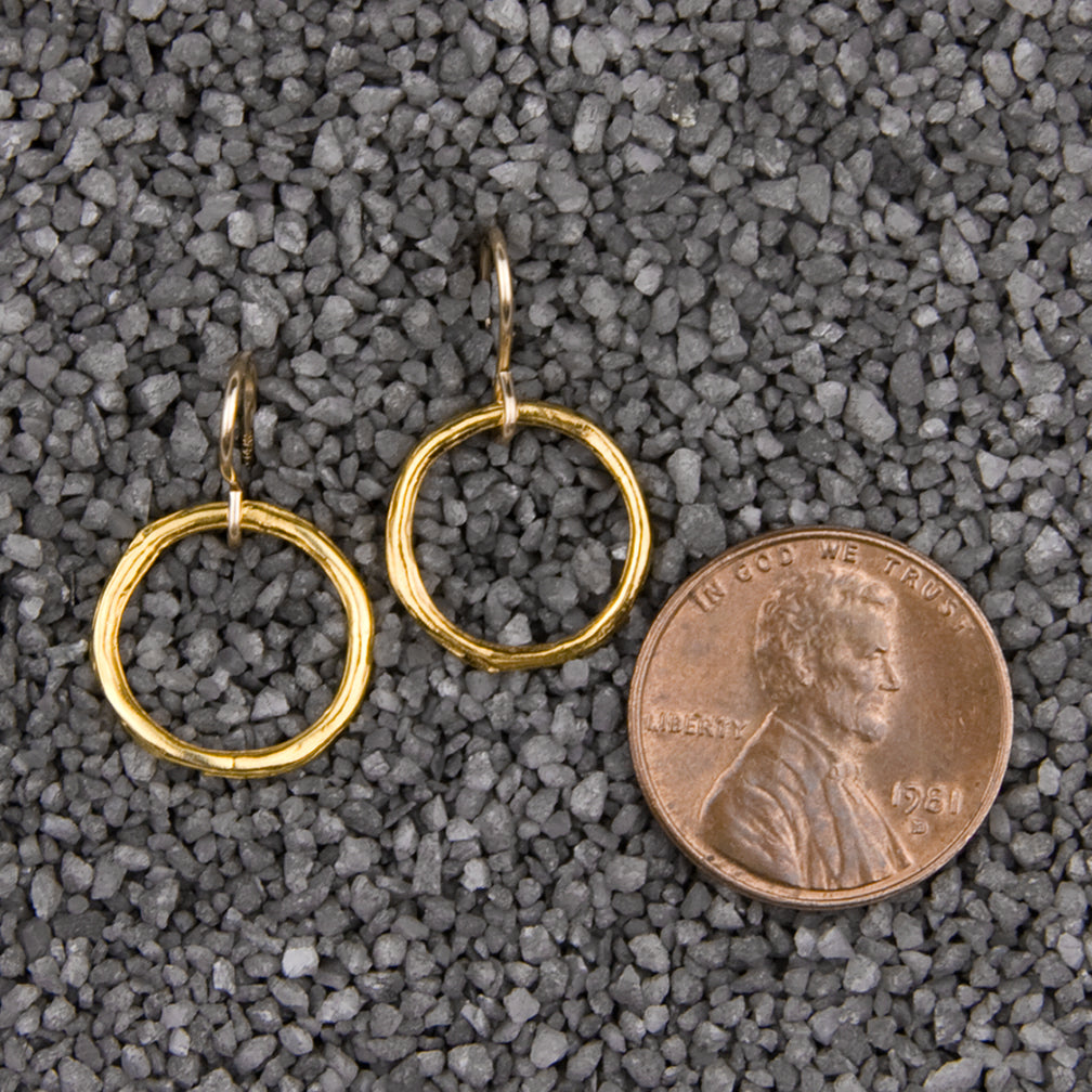 Zina Kao Exclusives Wire Earrings: Twiggy Ring Small, Gold