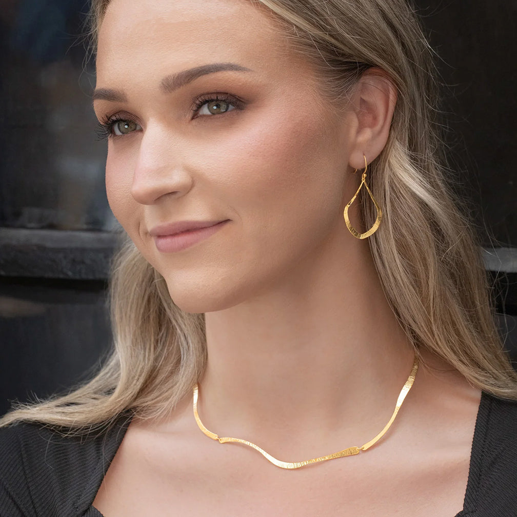 Holly Yashi: Cali Necklace