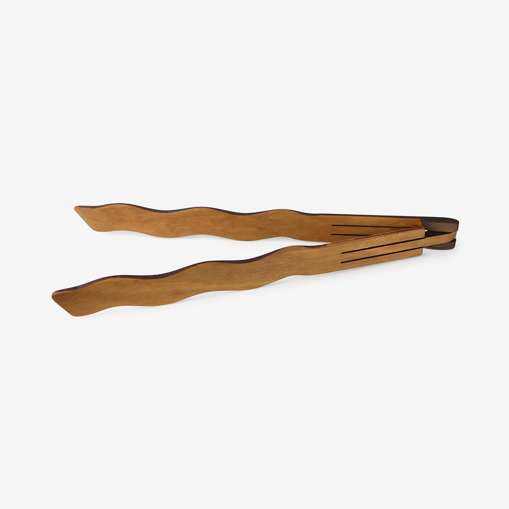 Jonathan’s Spoons: Inside-Out Tongs® with a Wiggle