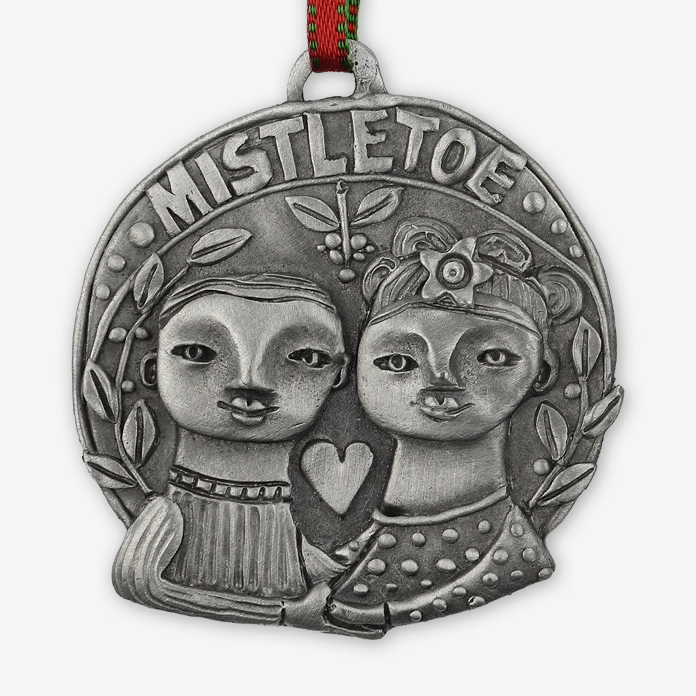 Leandra Drumm: Ornament: Mistletoe