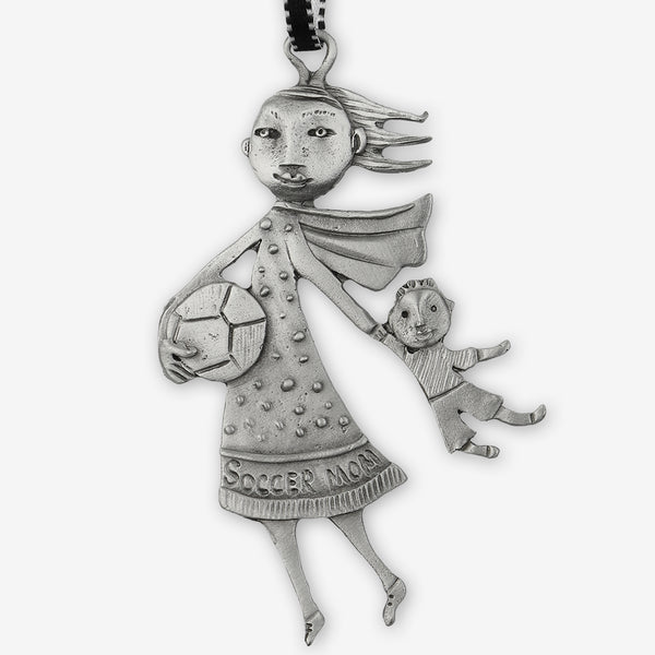 Leandra Drumm: Ornament: Super Soccer Mom