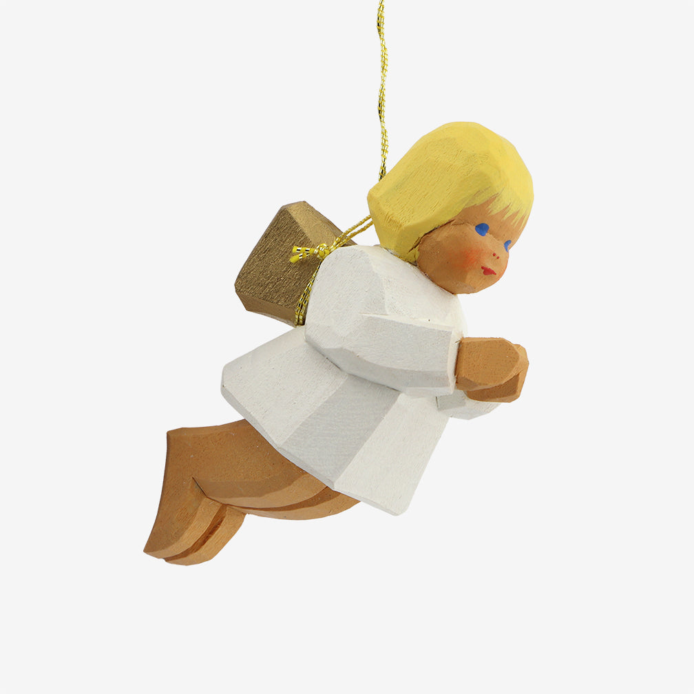 Lotte Sievers-Hahn Nativity: Flying Angels