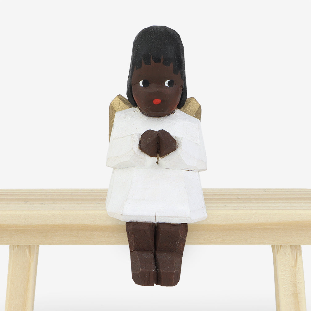 Lotte Sievers-Hahn Nativity: Sitting Angels