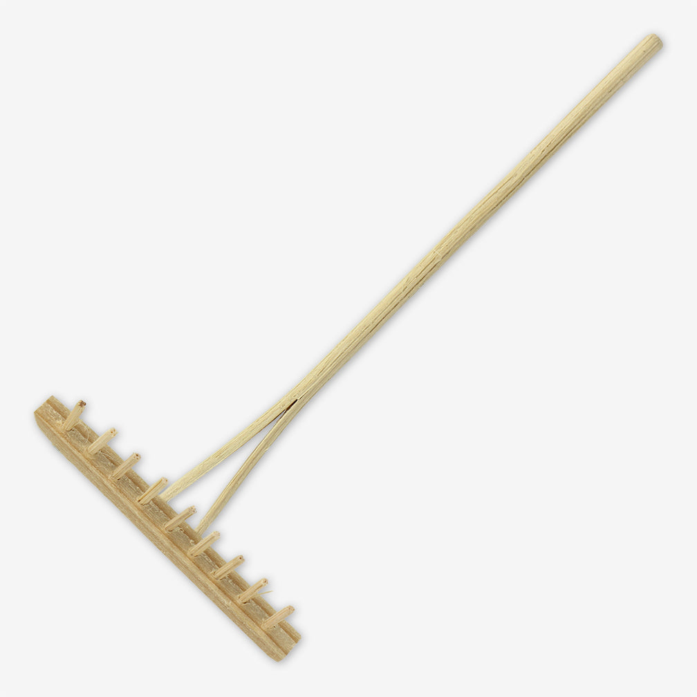 Lotte Sievers-Hahn Nativity: Tools 2