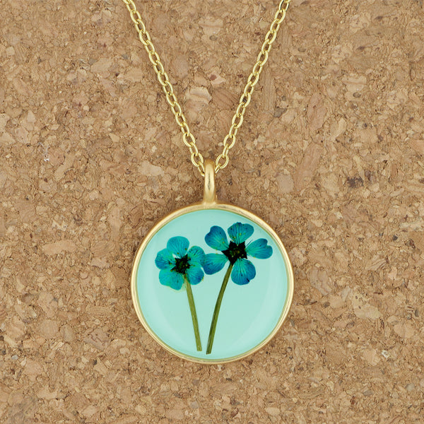 Shari Dixon Necklace: Turquoise Bridal Wreath on Aqua, Medium Round