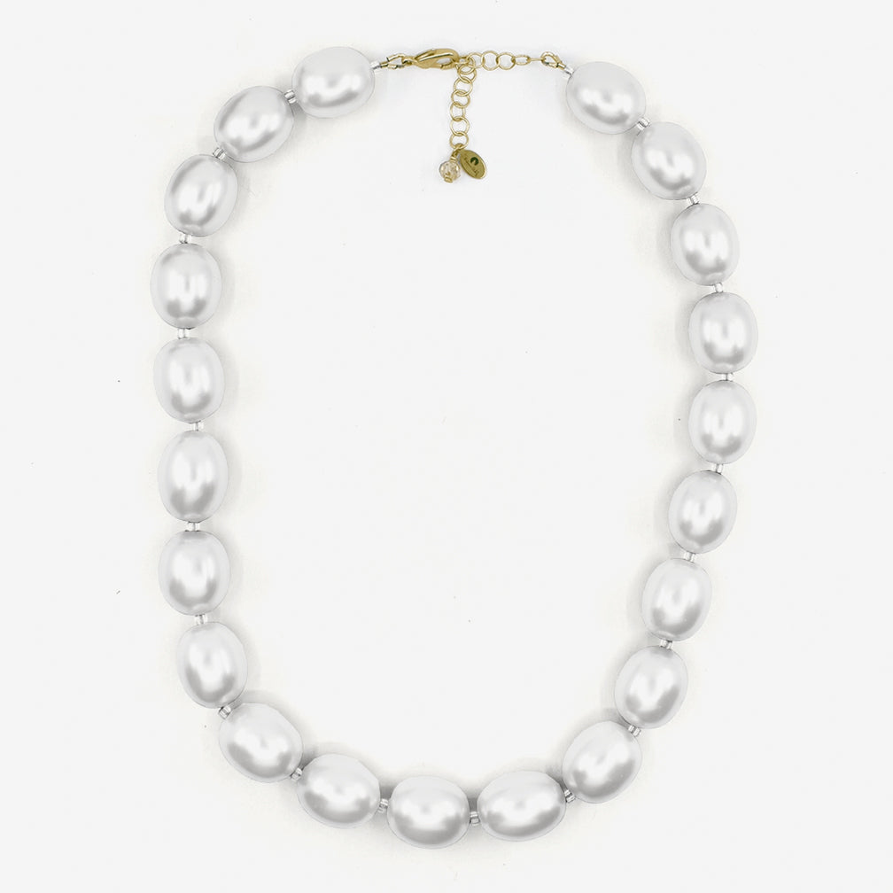Stefanie Wolf Designs: Necklace: Chunky Pearl Necklace, White