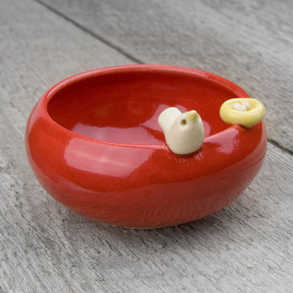 Tasha McKelvey: Small Ceramic Bird Bowl with Nest: Red/White