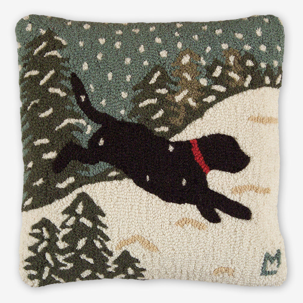 Chandler 4 Corners: Hand-Hooked Wool Pillow: 18x18 Inch Snow Dog