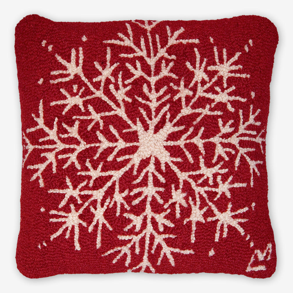 Chandler 4 Corners: Hand-Hooked Wool Pillow: 18x18 Inch Snowy