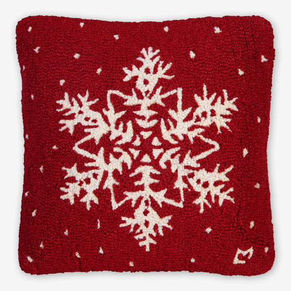 Chandler 4 Corners: Hand-Hooked Wool Pillow: 18x18 Inch Snowy Flake