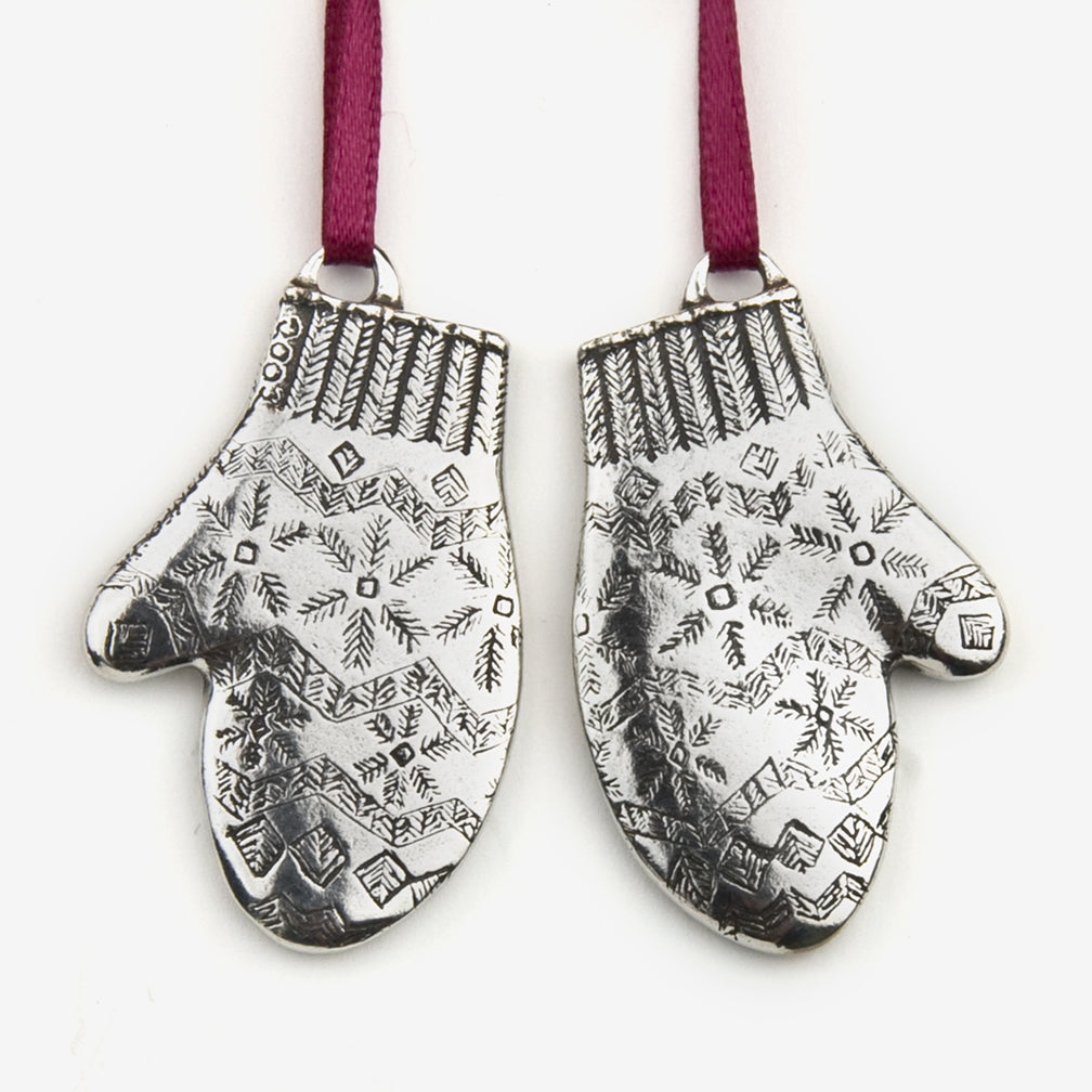 Danforth Pewter: Pewter Ornaments: Mittens 2002 Annual Ornament