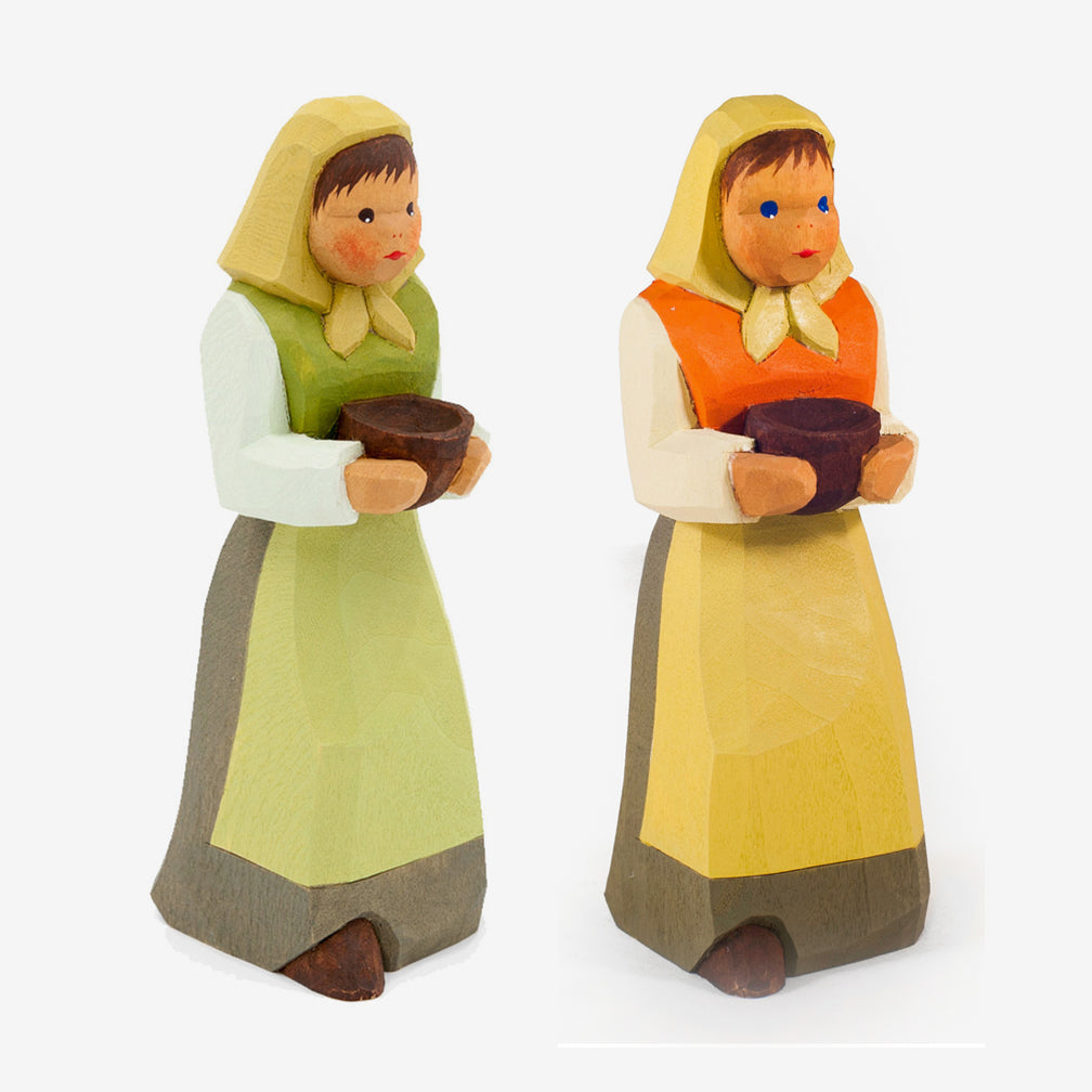 Lotte Sievers-Hahn Nativity: Shepherdess - Helen Winnemore's