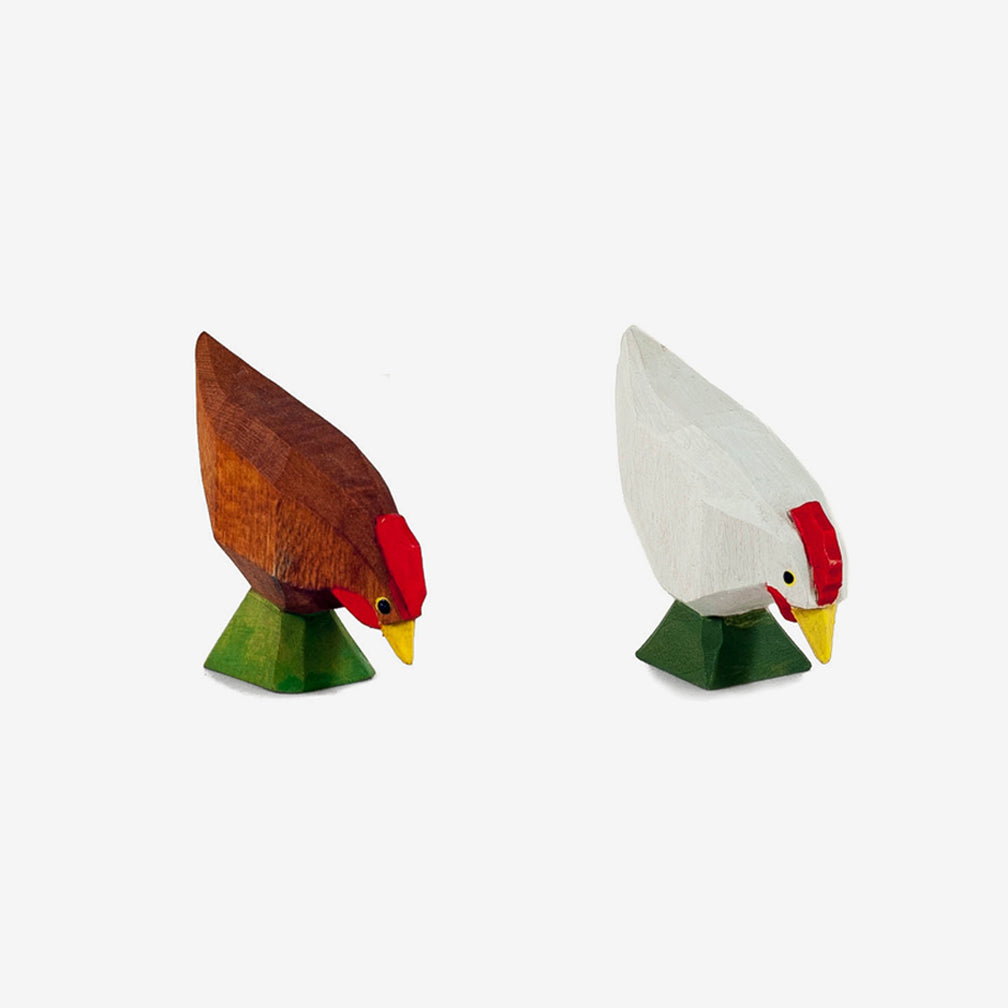 Lotte Sievers-Hahn Nativity: Small Pecking Chickens