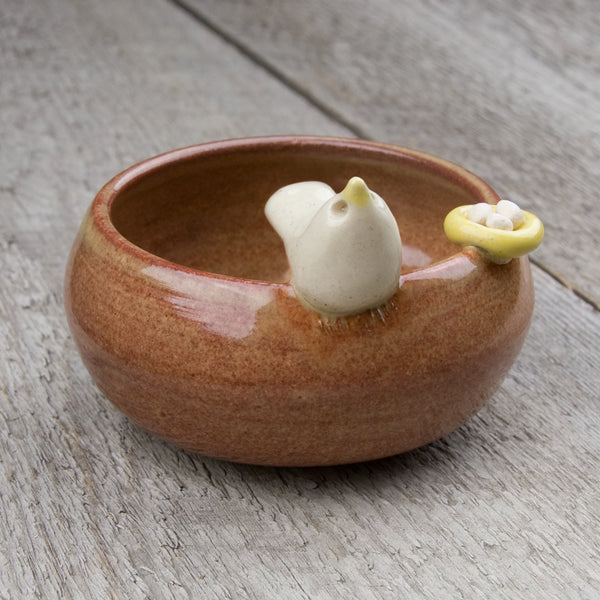 Tasha McKelvey: Small Ceramic Bird Bowl with Nest: Brown/White