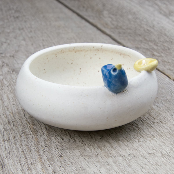 Tasha McKelvey: Small Ceramic Bird Bowl with Nest: White/Cobalt