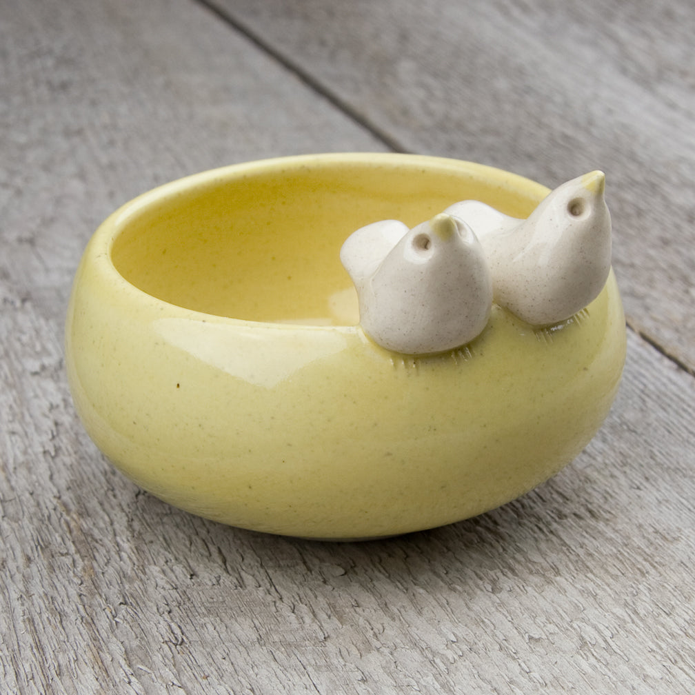 Tasha McKelvey: Small Ceramic Bird Pair Bowl: Yellow/White