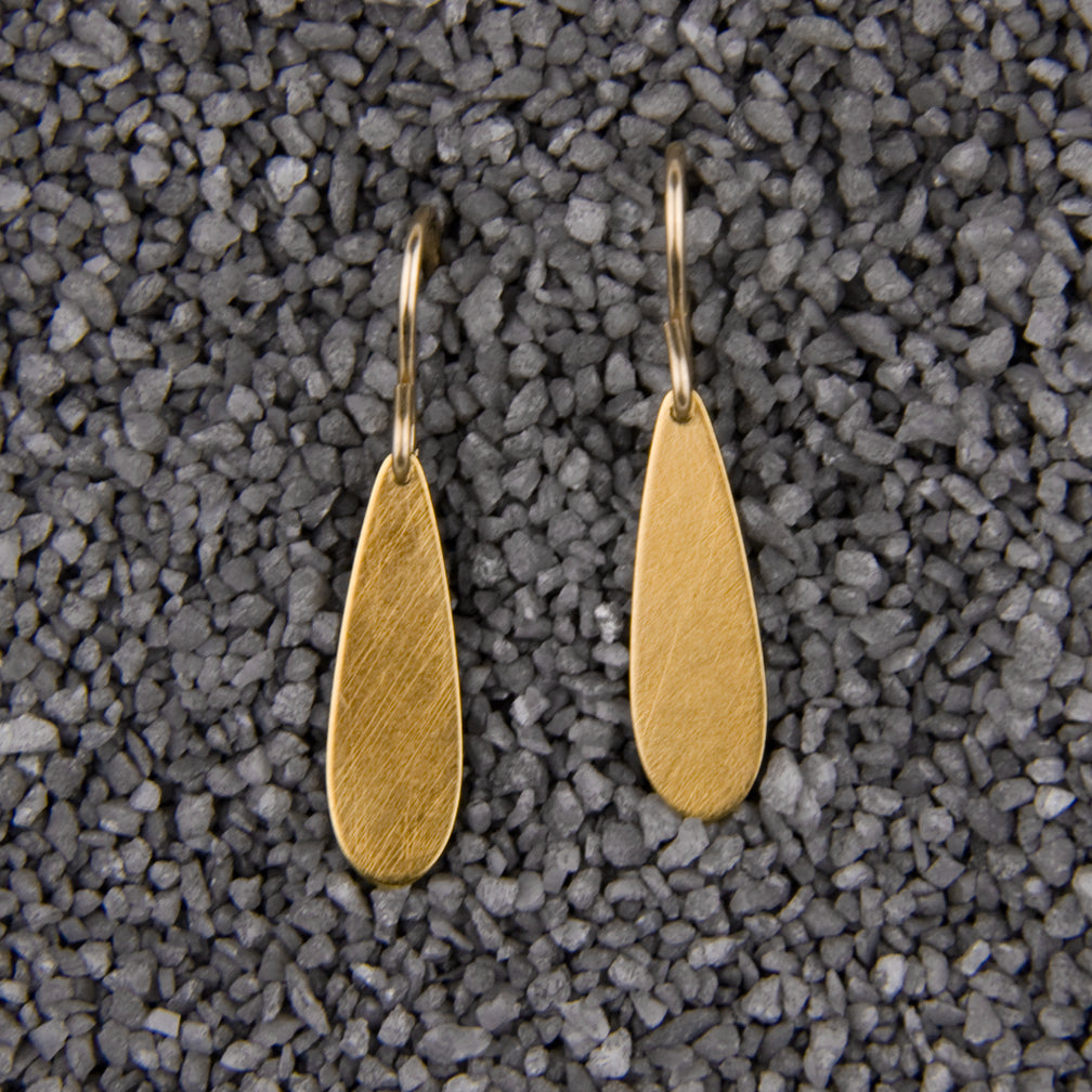 Zina Kao Exclusives Wire Earrings: Baby Geo Tear, Gold