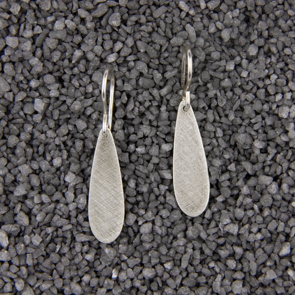Zina Kao Exclusives Wire Earrings: Baby Geo Tear, Silver