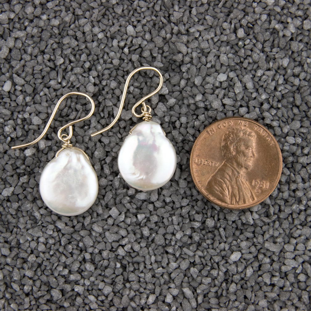 Zina Kao Exclusives Wire Earrings: Coin Pearl Large, Gold
