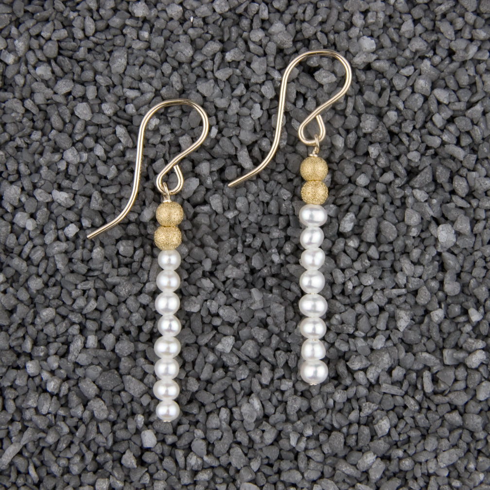 Zina Kao Exclusives Wire Earrings: Tiny Pearl and Stardust Stick, Gold